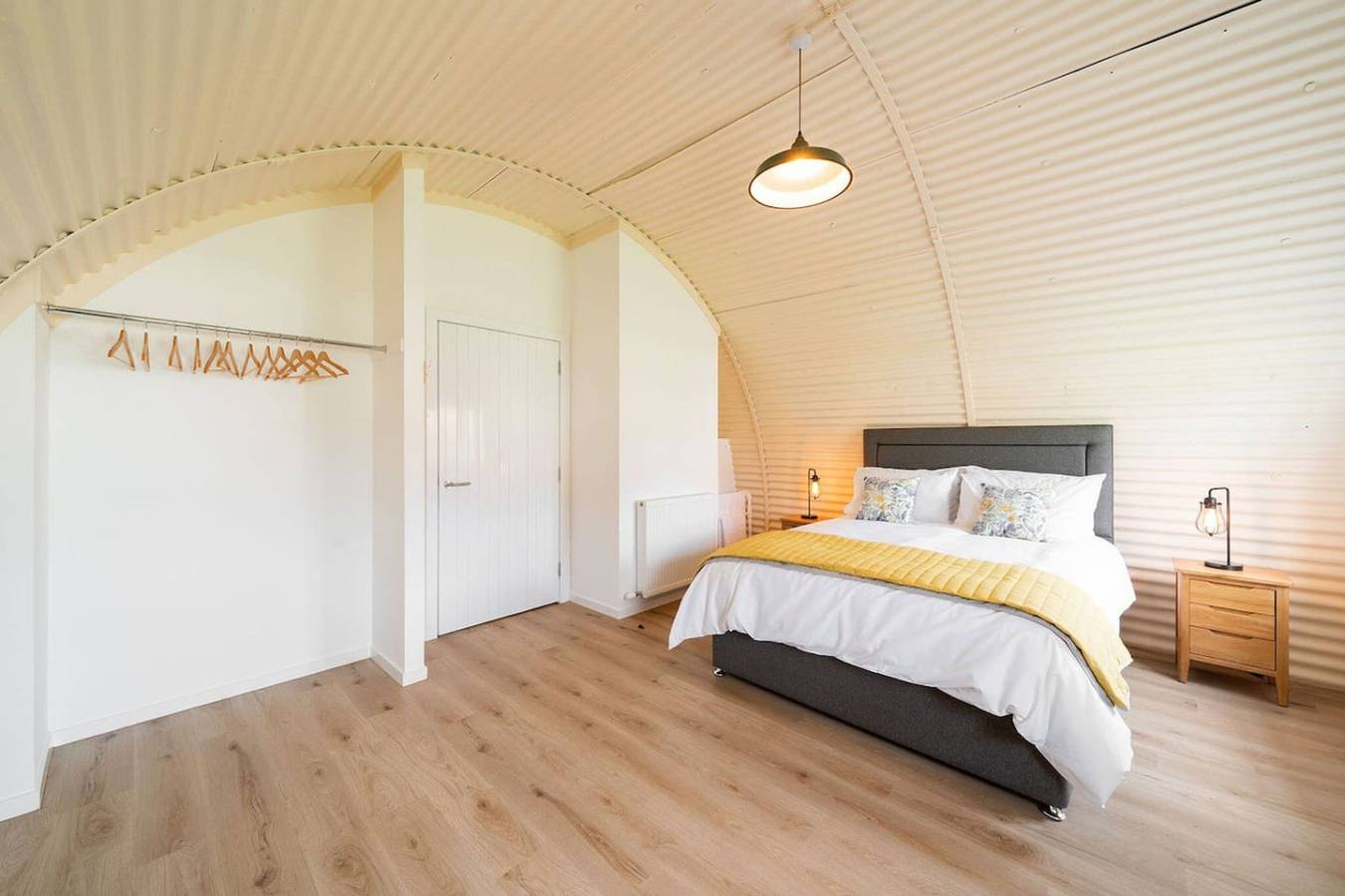 Ganzes Studio, Hut 34 at Cultybraggan Camp in Perthshire
