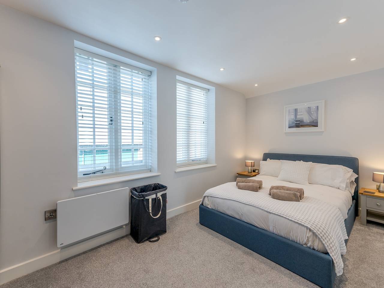 Entire apartment, 1 bed 40D Dahlia Contemporary town centre apartment - Pass the Keys in Shrewsbury, Shropshire