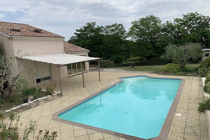 Cottage pour 9 personnes, avec jardin, animaux acceptés à Saint-Barthélemy-d'Agenais