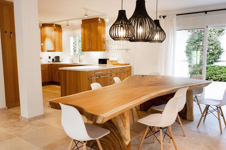 Villa Lovaina - Villa junto al mar, con piscina, en la Milla de Oro in Marbella West, Marbella