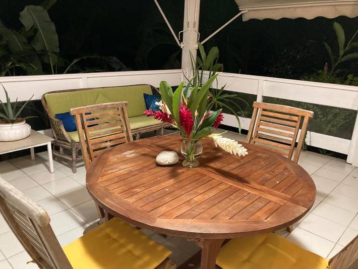 Location de vacances pour 4 personnes, avec jardin et vue à Gourbeyre