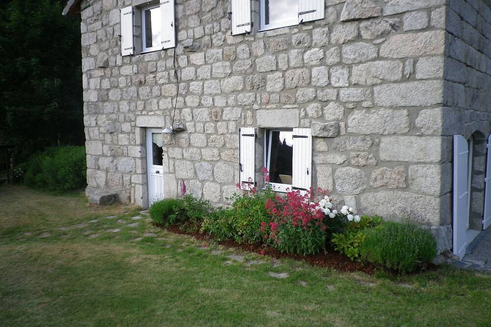La ferme des farios in Tence, Massif Central