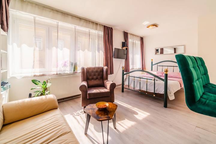 Ferienwohnung für 2 Personen, mit Kinderpool in Zagreb - 2