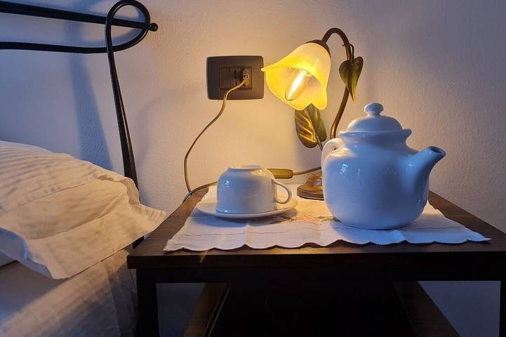 B&B Casa Delle Rondini dove trovi silenzio e il piacere delle cose semplici in Scandolara Ravara, Provincia di Cremona