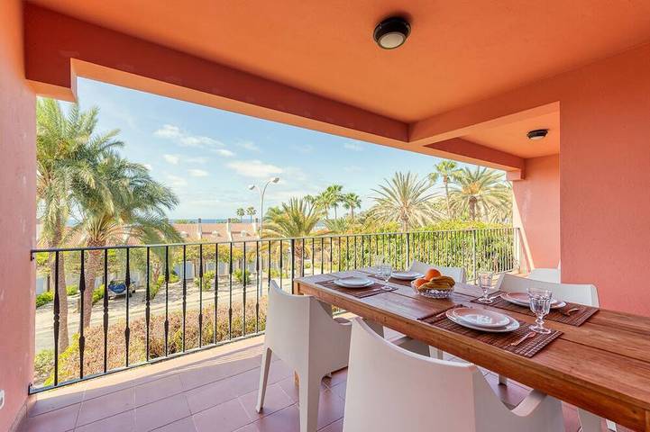 Apartamento para 4 personas, con balcón y piscina en Pasito Blanco