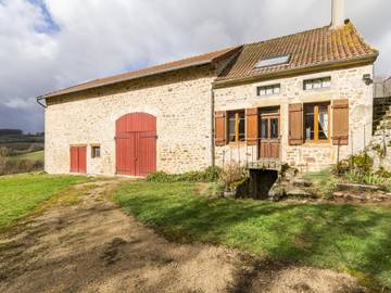 Gîte pour 4 personnes à Saint-Léger-Vauban