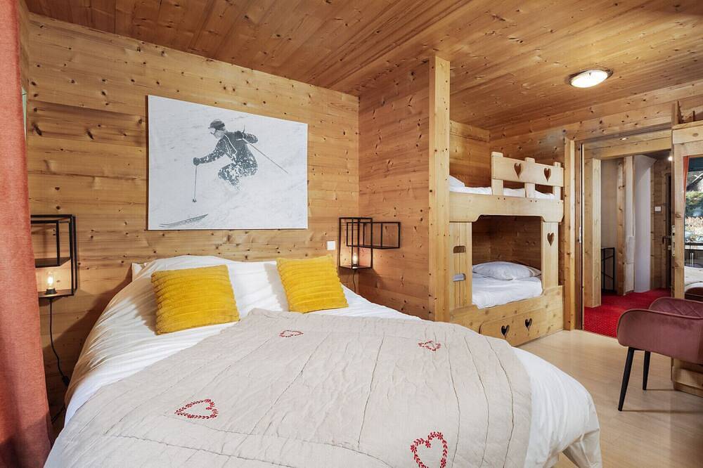 ! Chalet Grande En El Centro - 250M2 - 18 personas- Morzine / Avoriaz -Jacuzzi - Chimenea! in Montriond, Les Portes du Soleil