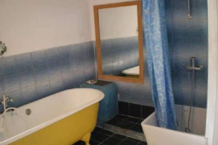 Gîte pour 4 personnes, avec terrasse et jardin, animaux acceptés dans les Alpes-de-Haute-Provence - 3