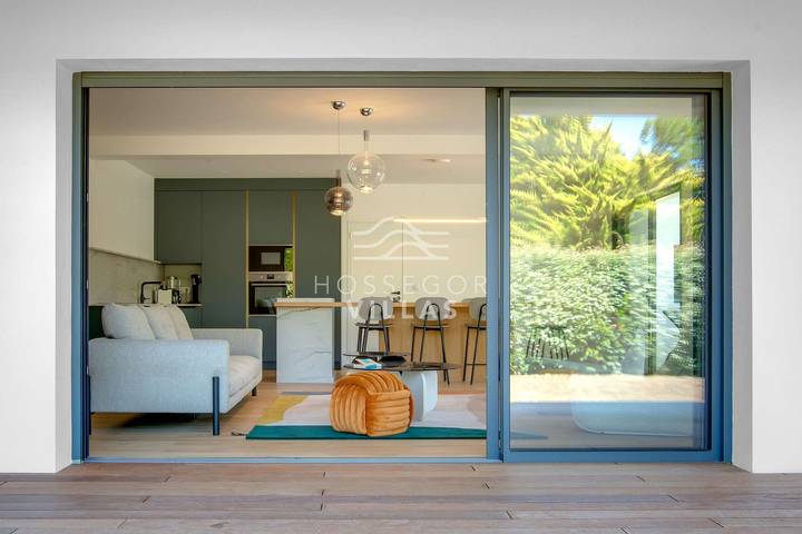 Gîte pour 8 personnes, avec piscine et jardin, animaux acceptés dans Plage des Estagnots - 4