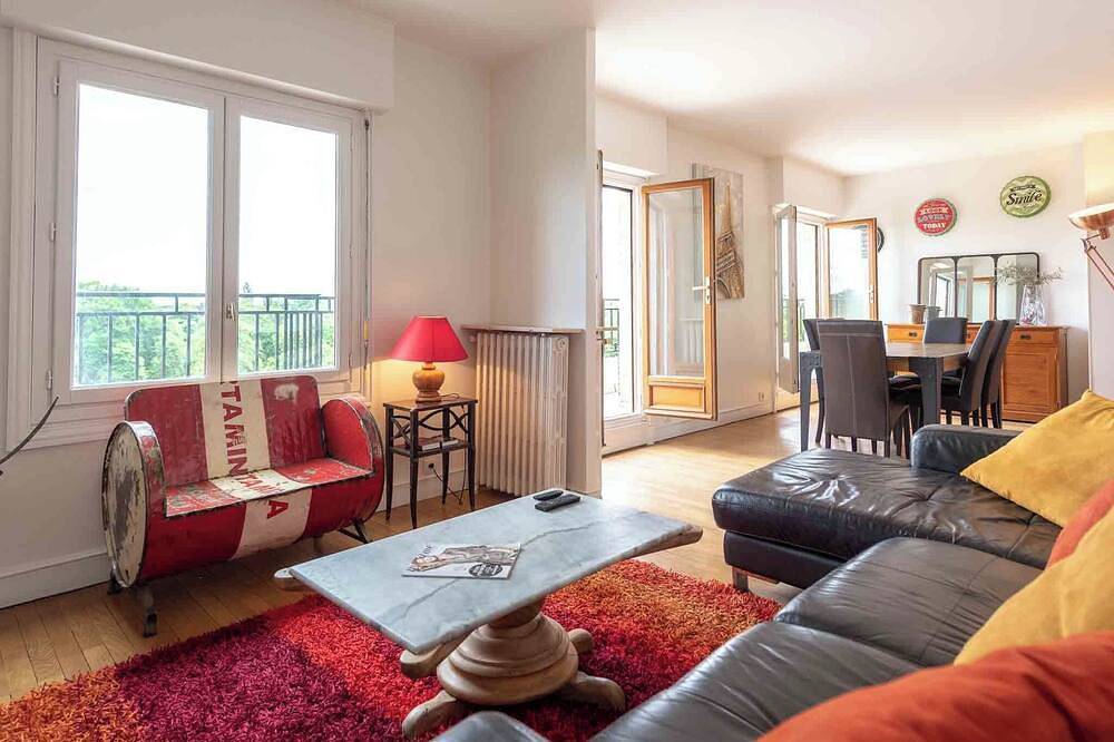 Appartement entier, Peaceful 6 Person Retreat Overlooking the Forest Let in Saint-Mandé, Val-de-Marne