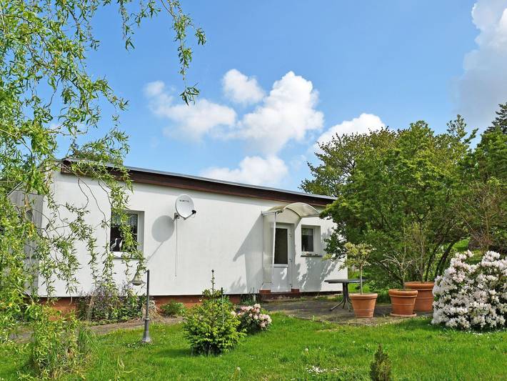 Bungalow für 2 Personen, mit Terrasse und Garten, kinderfreundlich in Sellin