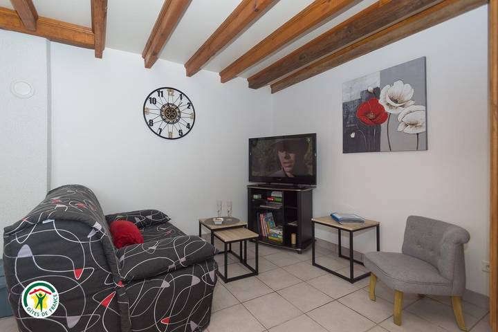 Gîte pour 4 personnes, avec jardin dans l' Isère