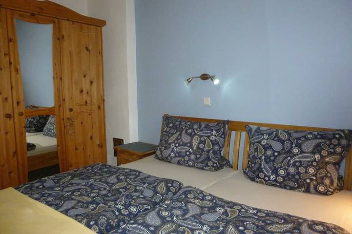 Ferienhaus für 4 Personen, mit Terrasse und Garten in Zudar