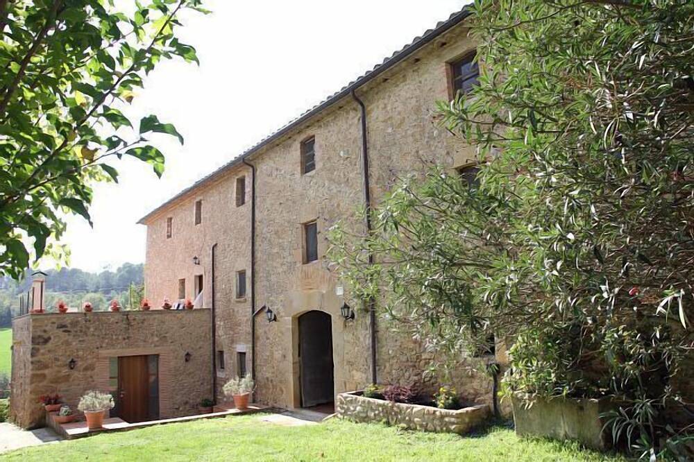 Gîte Mas Guitart pour 5 personnes in Galliners, Vilademuls