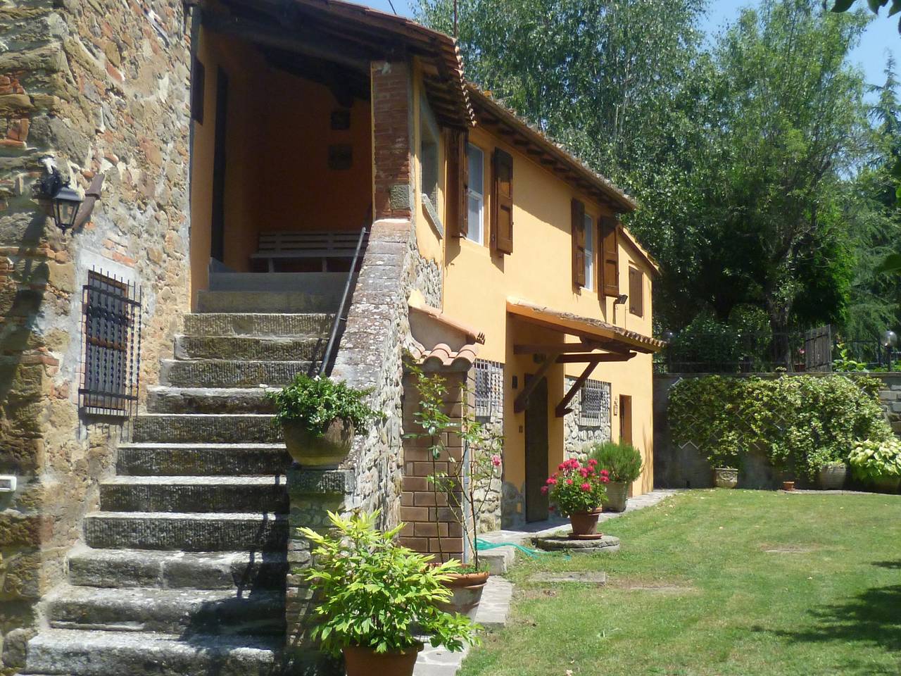 Elegante Villa in Tuoro sul Trasimeno mit Privatpool in Tuoro sul Trasimeno, Lago Trasimeno