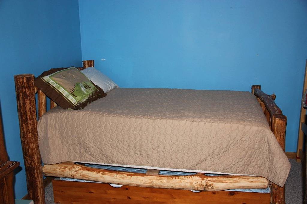 The Legacy Luxury Cabin - Lake Milton für 22 Personen, Herbstangebot 282 Usd pro Nacht! in Mahoning County