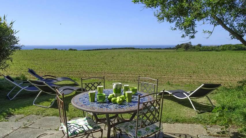 Location de vacances pour 6 personnes, avec jardin, animaux acceptés à Trédrez-Locquémeau - 2