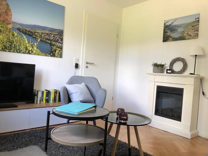 Ferienwohnung für 4 Personen, mit Terrasse und Garten sowie Ausblick in Maring-Noviand