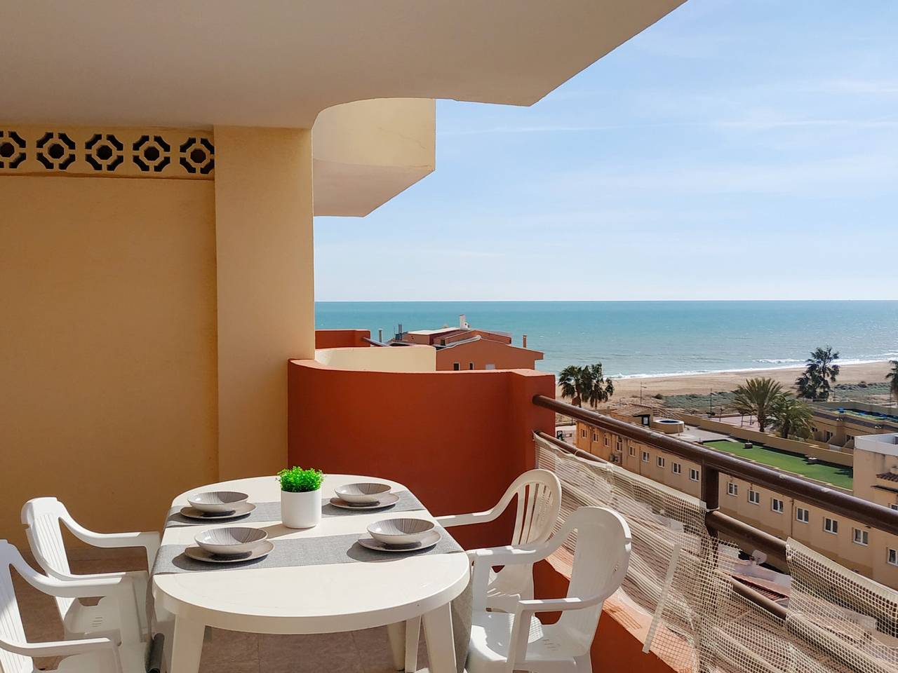 Apartamento entero, Apartamento frente al mar en Peñíscola, 4/6 pers., piscina, mascotas permitidas in Peñíscola, Costa del Azahar