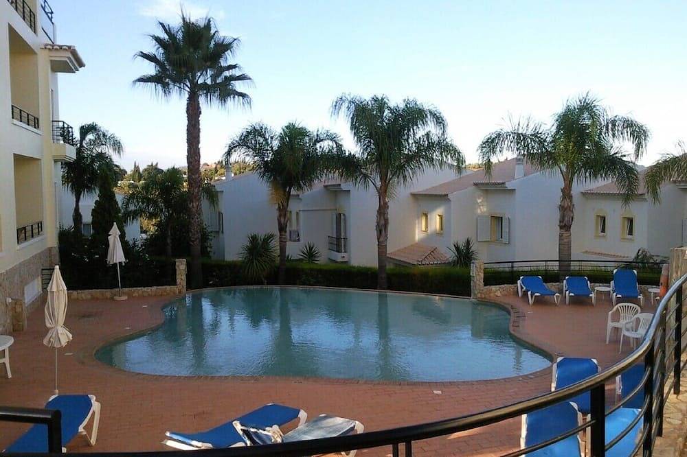 Magnificent 2 Bed Town House overlooking the beach at Meia Praia  in Lagos, Faro Distrikt