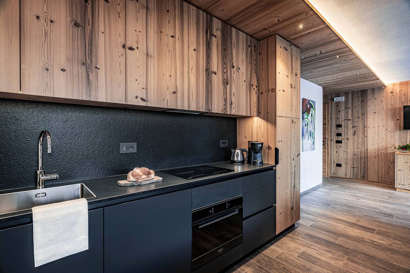 Apartamento entero, Apartamento 'Bucaneve' con vistas a las montañas, Wi-Fi y aire acondicionado in Cavedago, Grupo Brenta