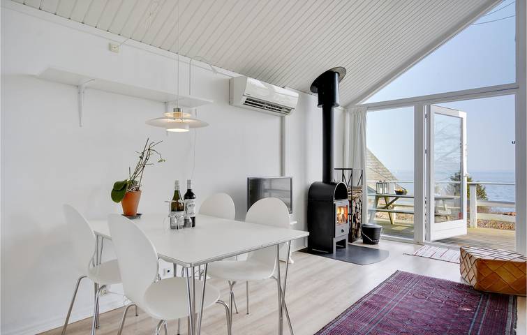 Maison de vacances pour 4 personnes avec terrasse in Hovedstaden