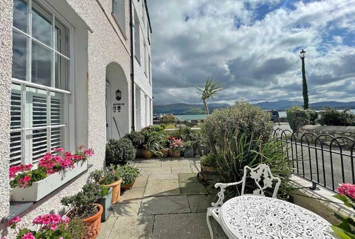 Bed and breakfast for 2 people, with Terrace and View in Wales