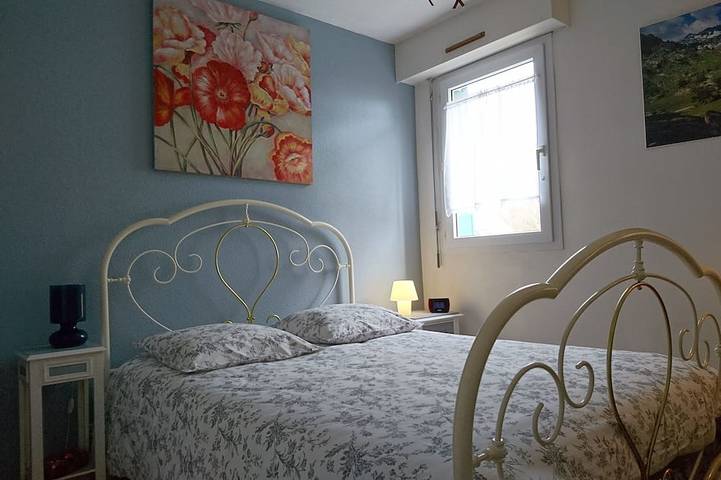 Gîte pour 4 personnes, avec piscine ainsi que balcon et jardin dans Port la Foret - 2