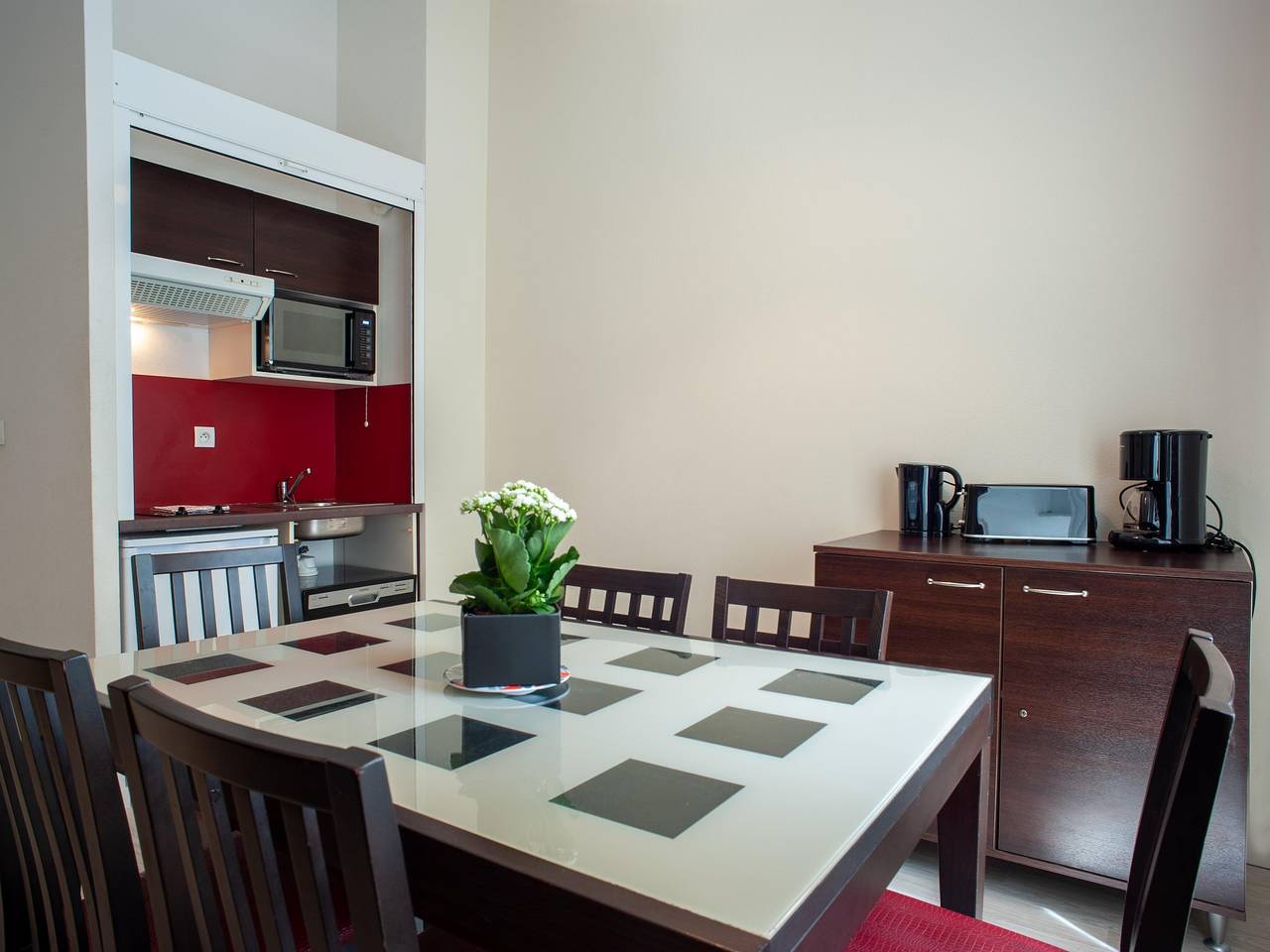 Apartamento entero, Retiro con vistas a prados in Dinan, Región de Dinan