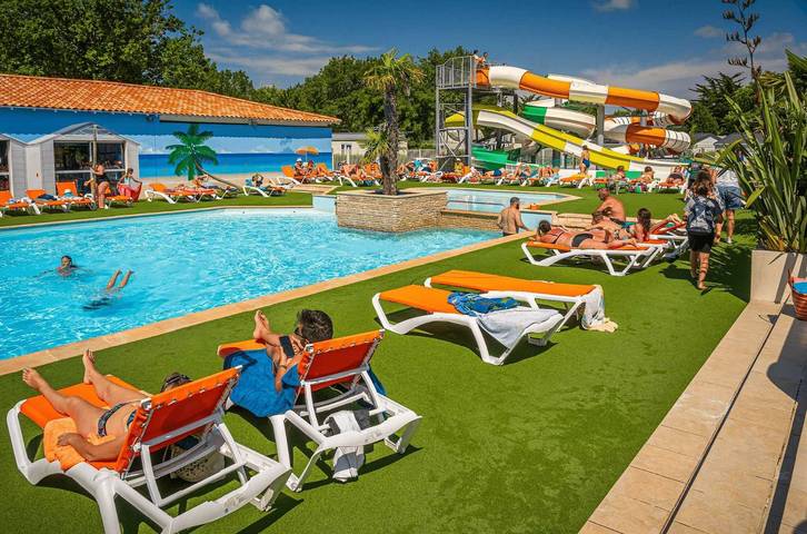 Camping für 5 Personen, mit Kinderpool auf Île d'Oléron - 3