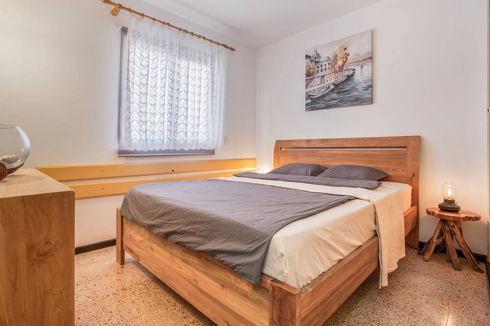 Apartamento entero, Apartamento vacacional 'Sonneninsel Fuerteventura' con vistas al mar, piscina comunitaria y wifi in Playa Valle de Santa Inés, Betancuria
