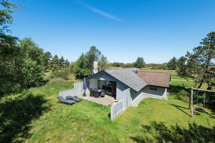Ferienhaus für 6 Personen, mit Terrasse und Sauna sowie Whirlpool, mit Haustier in Blavand