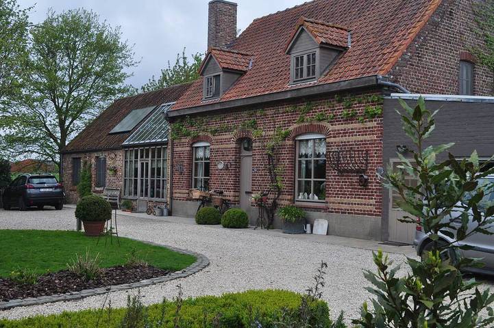 Gîte pour 8 personnes, avec Terrasse et Jardin à Dentergem