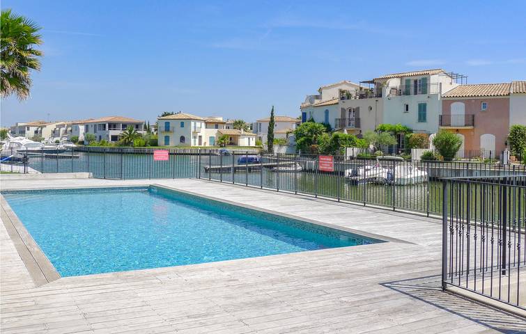 Location de vacances pour 6 personnes, avec terrasse à Aigues-Mortes - 4