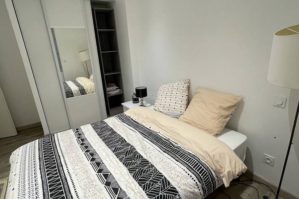 Apartamento entero, Cosy and warm apartment in Lons-le-Saunier, Jura