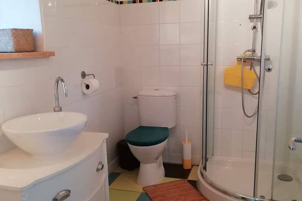 Hermosa casa renovada  2021Wifi playa gran jardín tranquilo rutas de senderismo in Camaret-sur-Mer, Iroise