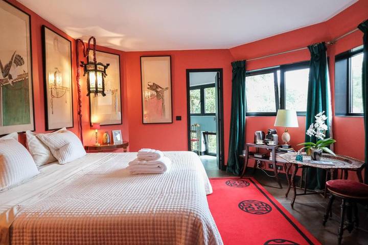 Gîte pour 2 personnes, avec piscine et vue sur le lac ainsi que vue et jardin dans Parc naturel régional de la Haute Vallée de Chevreuse - 4