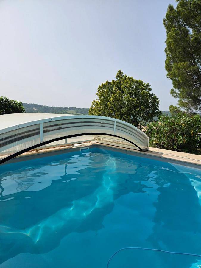 Gîte pour 2 personnes, avec vue ainsi que piscine et jardin à Puimoisson - 4