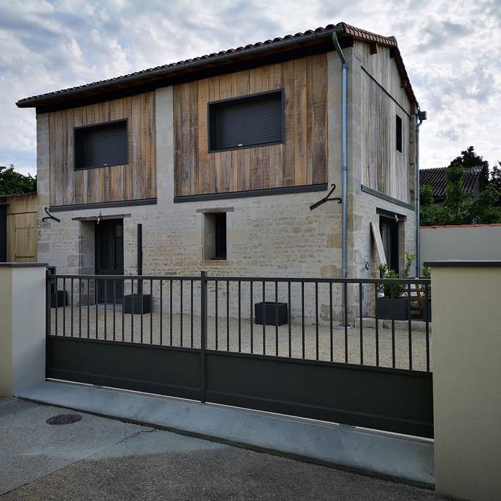 Gîte pour 5 personnes, avec terrasse et jardin à Coulon - 2