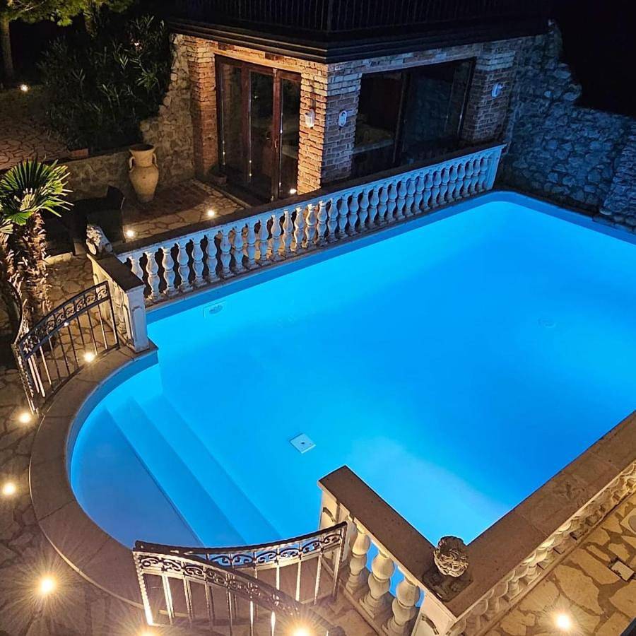 Casa Oasa Boutique rooms Gourmet Pizza Pool near Koper in Koper, Slowenisches Istrien