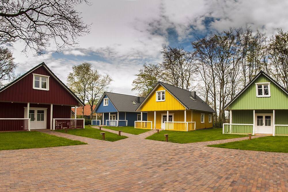 Ferienhaus direkt am Badesee für 6-7 Personen in Zetel, Südliche Nordseeküste