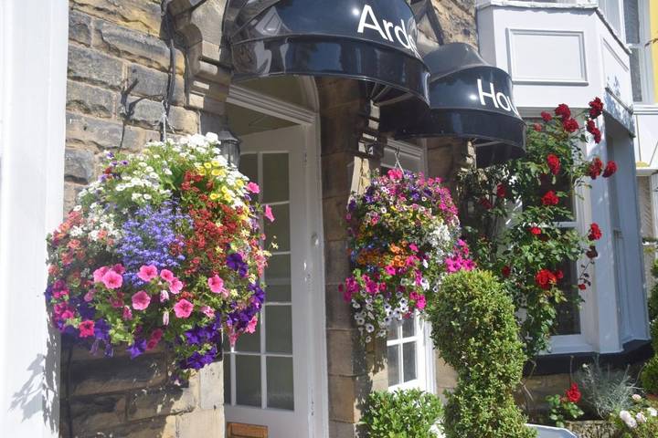 Bed and breakfast for 2 people, with view and garden in Harrogate