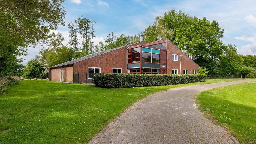 Vakantiehuis voor 38 personen, met tuin en zwembad, met huisdier in Drenthe