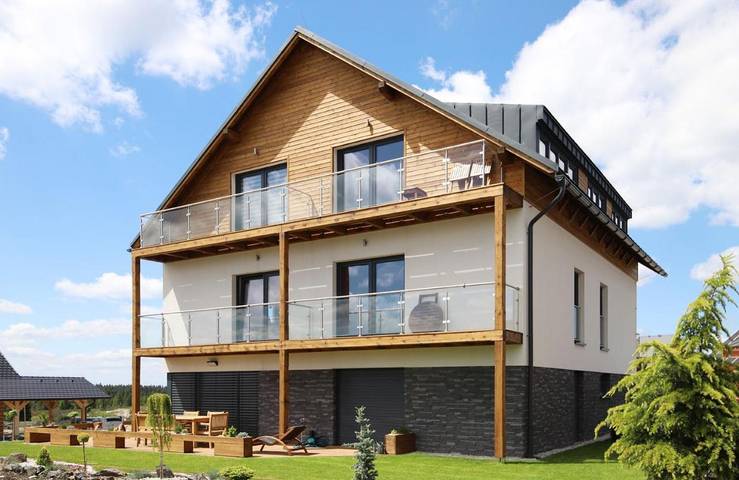 Ferienwohnung für 6 Personen, mit Balkon und Terrasse sowie Ausblick in Bozi Dar - 2