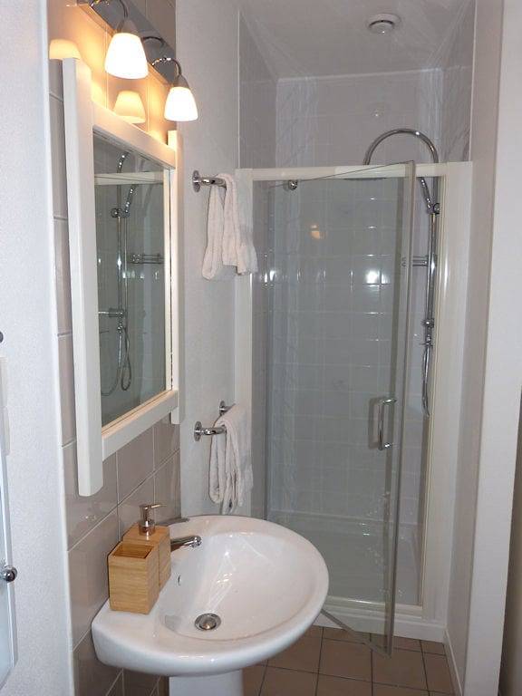 Chambres d'hôtes la Vergne - Chambre2 in Saint-Martin-des-Combes, Périgord Pourpre