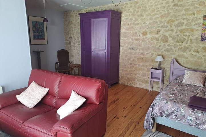 Gîte pour 2 personnes, avec Jardin et Piscine à Saint-Seurin-de-Cadourne - 4