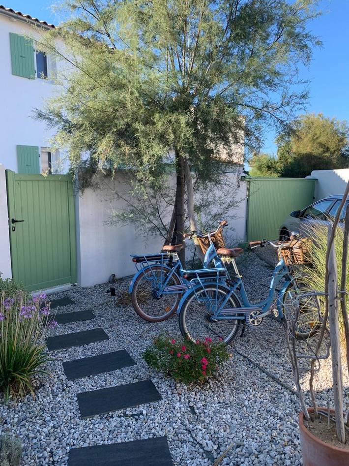Gîte pour 6 personnes, avec jardin sur l' Île de Ré - 2