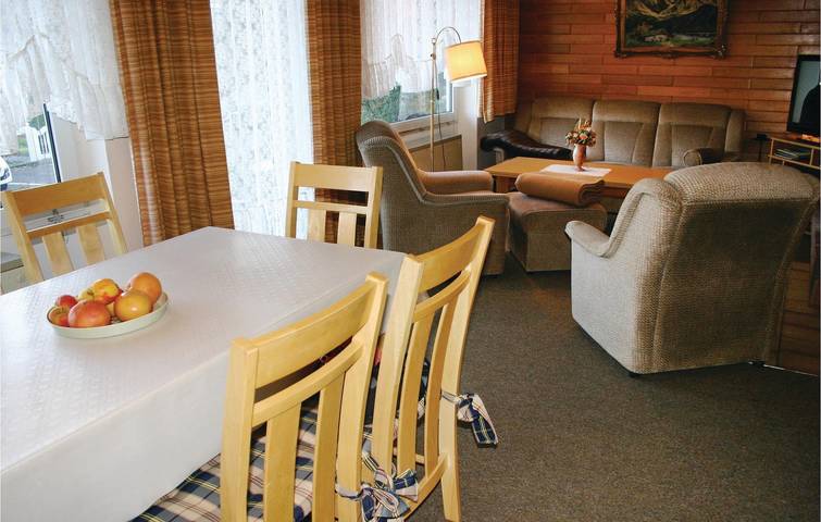 Gemütliche Wohnung mit Terrasse & Parkplatz in Oberaula in Oberaula, Knüllgebirge