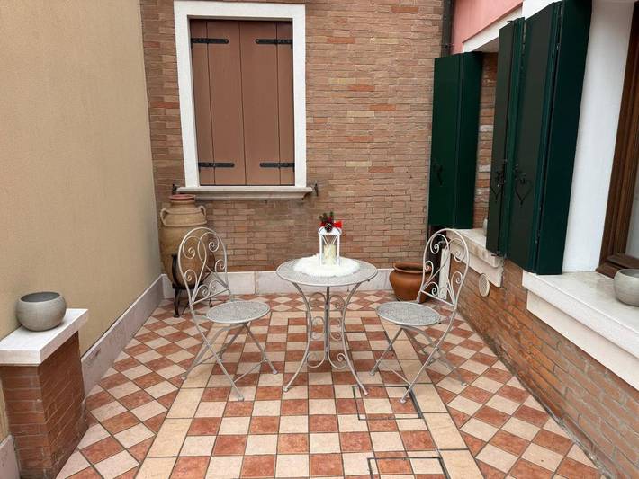 Location de vacances pour 2 personnes, avec jardin et vue dans Burano - 2