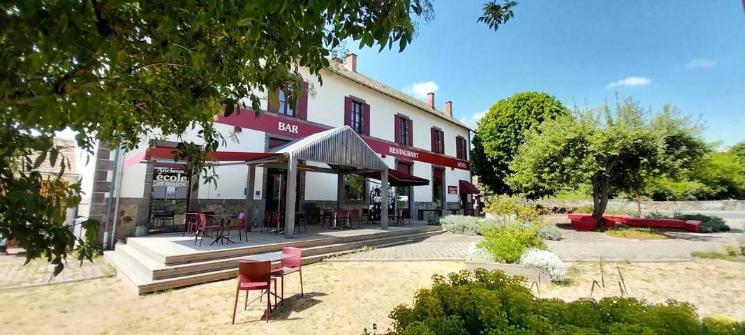 Hôtel pour 2 personnes, avec jardin et vue à Saint-Rémy-de-Blot